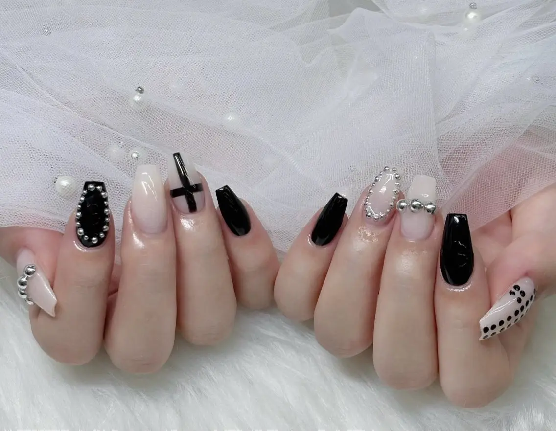 ネイル 韓国ネイル マグネットネイル 持ち込み ハンドネイル RINA Nail_Royalのネイルデザイン