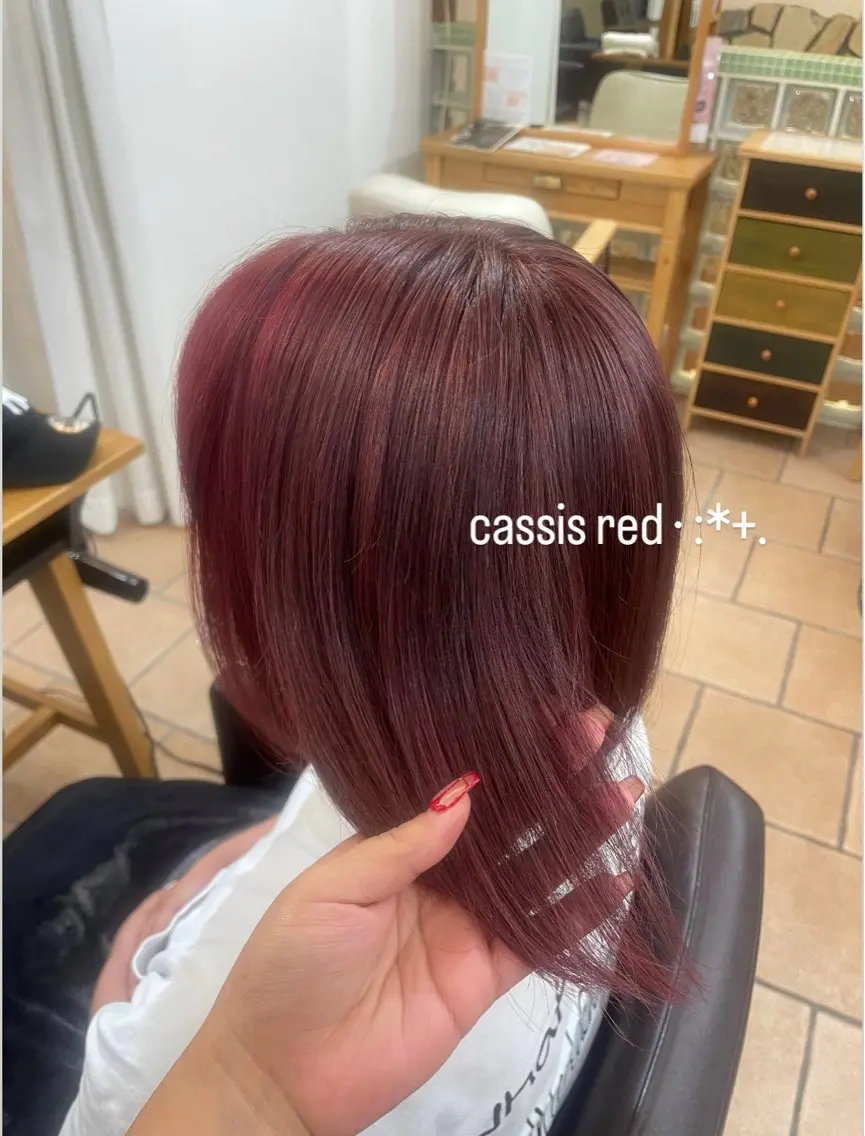 ショート カラー ブリーチ ブリーチなしカラー 顔周りレイヤー☆ スパ☆石上遥楓のヘアスタイル
