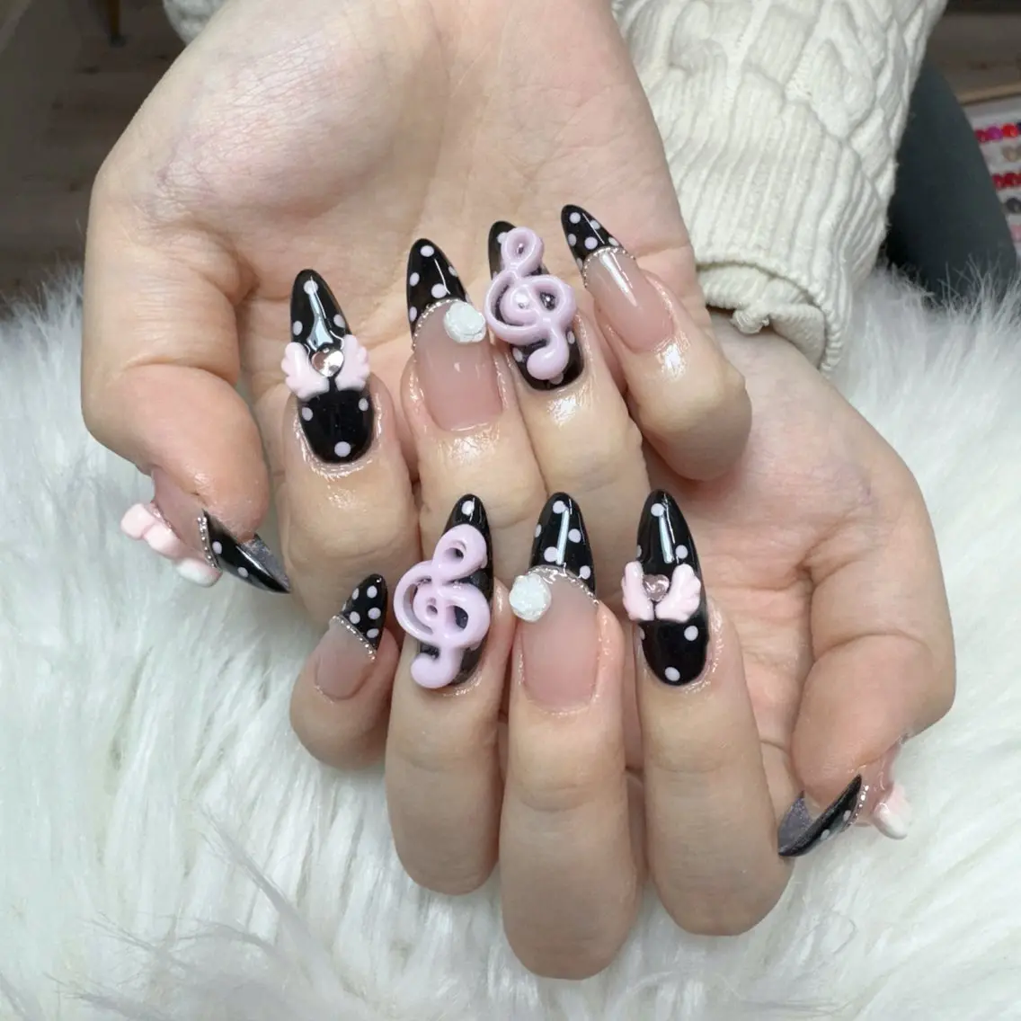 ネイル ハンドネイル 🎀nana🫧 ワンホンネイル🎀のネイルデザイン