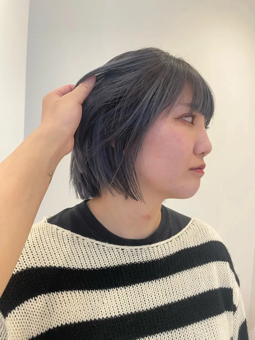 ショート カラー ブルーカラー ブルーラベンダー ラベンダーカラー シルバー ヘアカラー リカ/ハイトーン ・オリーブ🍀のヘアスタイル