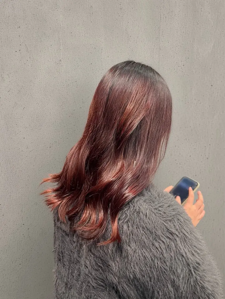 ロング カラー カット ヘアカラー トリートメント ヘッドスパ AO Iのヘアスタイル