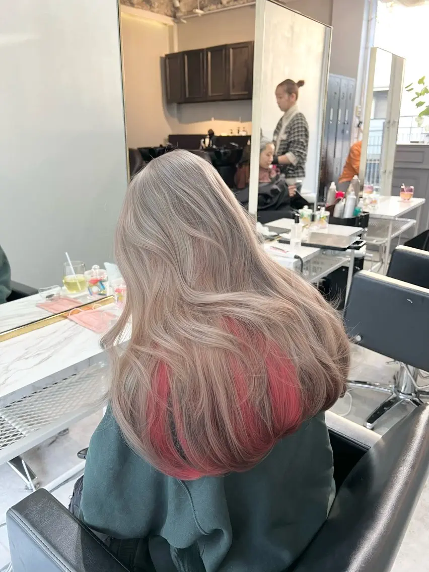 セミロング カラー カット ヘアカラー トリートメント ヘアセット 🫧艶ダブルカラー ブリーチ🫧トモヤのヘアスタイル