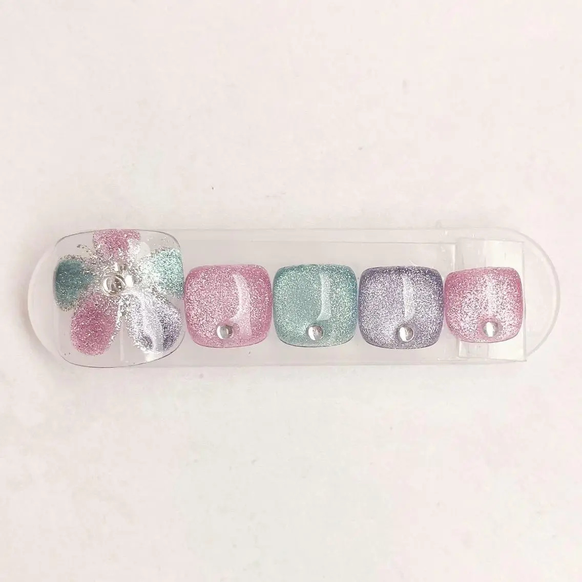 ネイル TiaryNail ERIKAのネイルデザイン