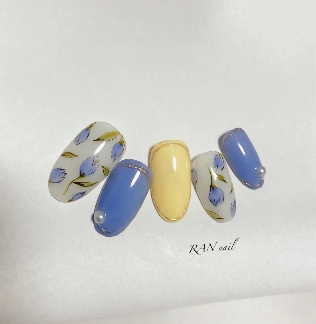 ネイル フラワーネイル フットネイル オフィスネイル 春ネイル 冬ネイル その他(ネイル) RAN nailのネイルデザイン