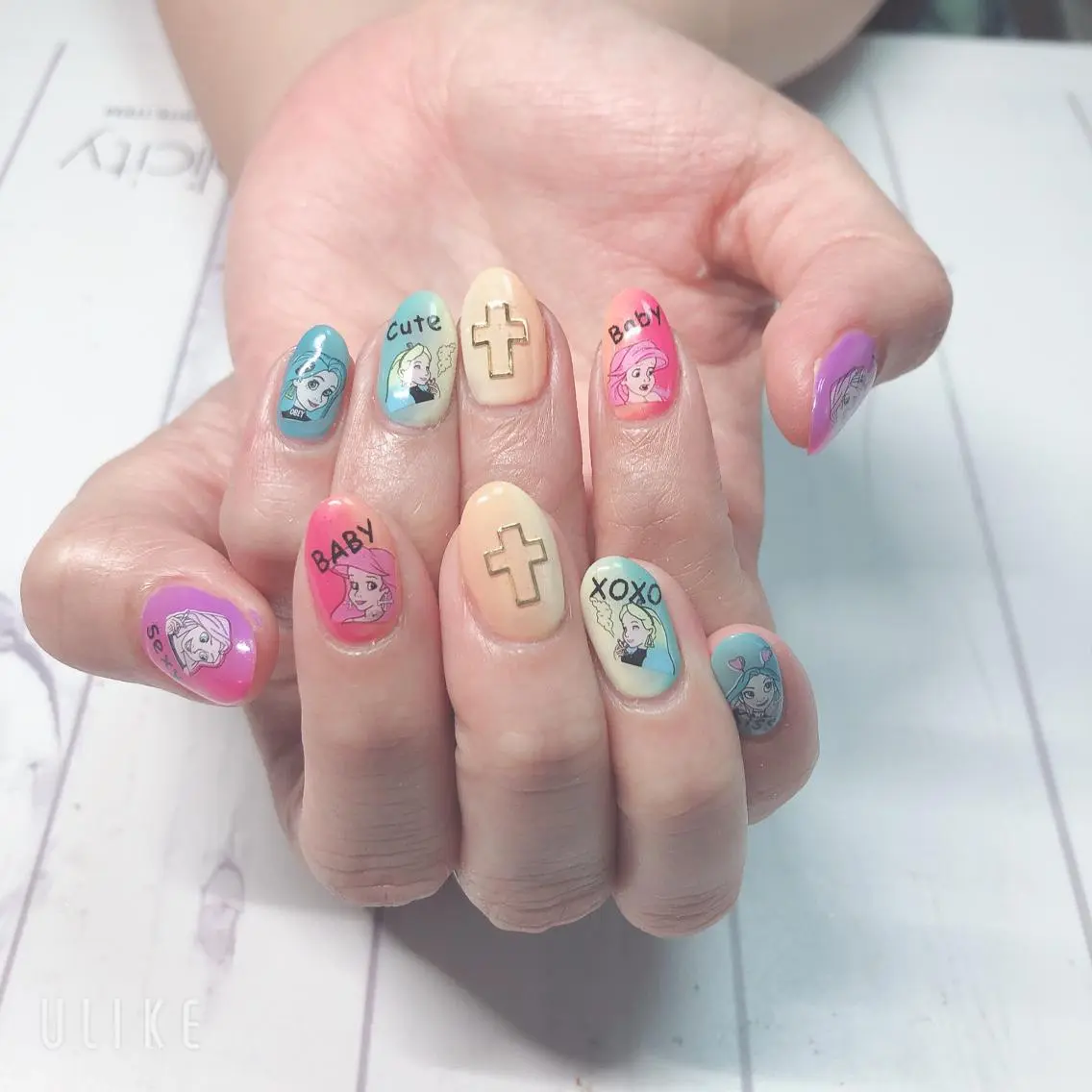 ネイル ハンドネイル nail roomのネイルデザイン