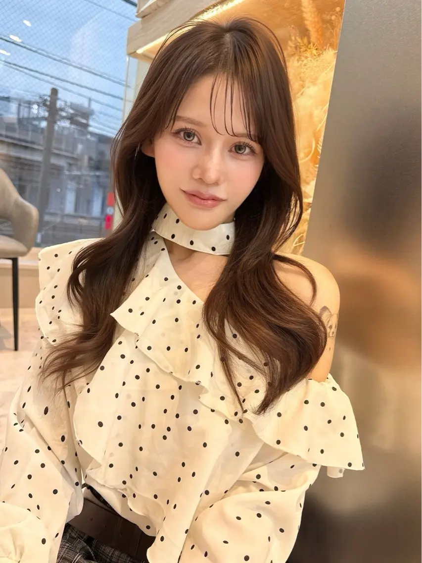 ロング カラー ベージュカラー ブリーチ ブラウンカラー ケアブリーチ ハイトーンカラー カット ヘアカラー トリートメント 🦋高瀬寛菜🦋 韓国/ブリーチのヘアスタイル