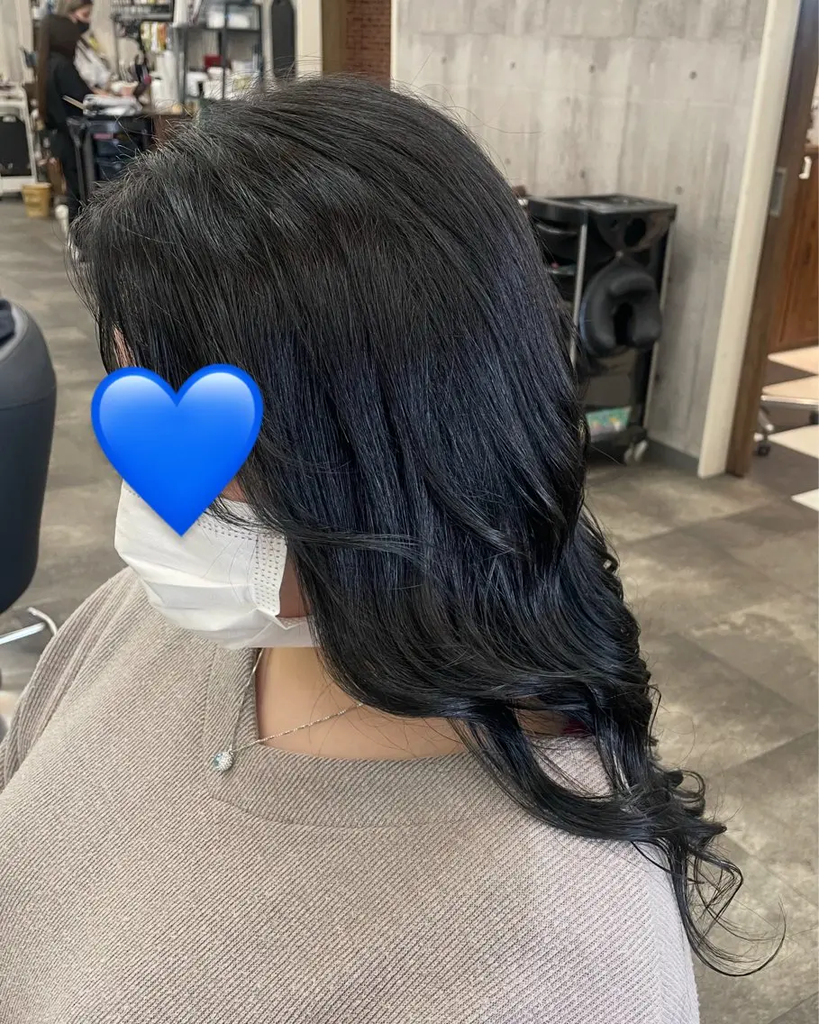ロング カラー 藤田 麗安のヘアスタイル