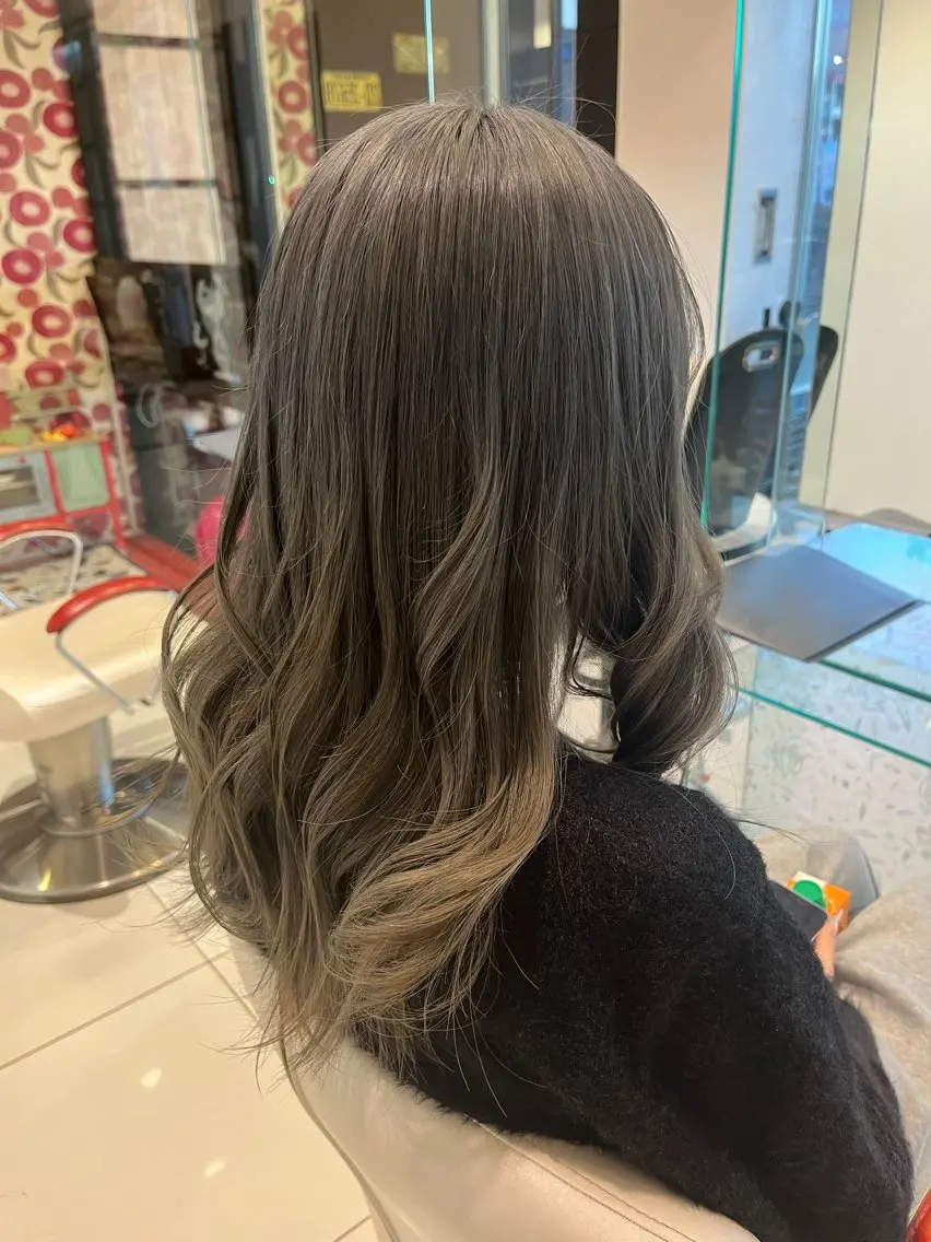 カラー メッセのみ受付 うえはらのヘアスタイル