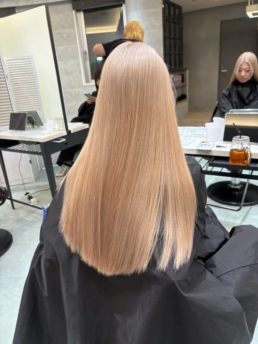 ロング ヘアカラー ケアブリーチ🌟 ♢WATARU♢のヘアスタイル