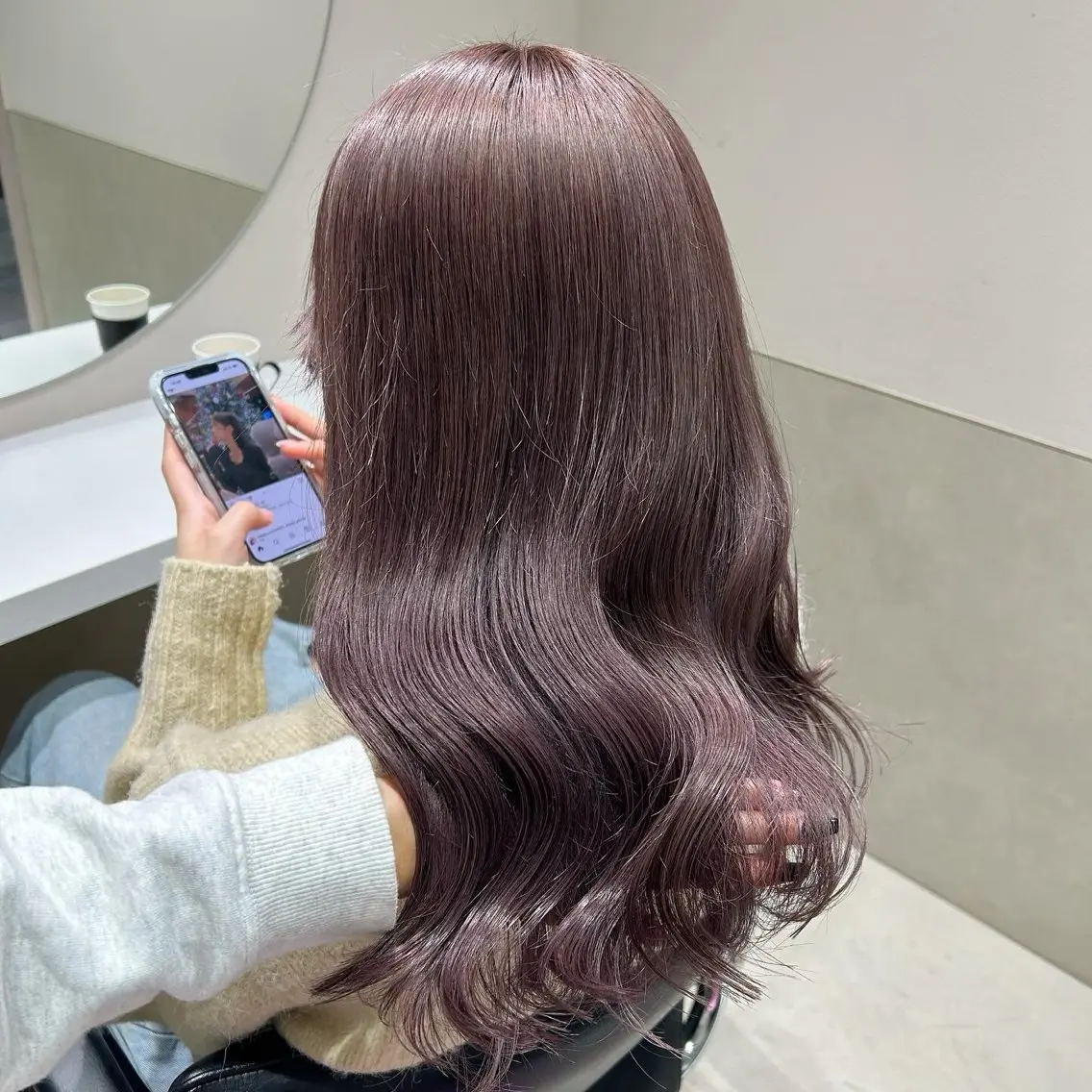 セミロング カラー ヘアアレンジ ヘアカラー トリートメント mai🍑暖色カラー /レイヤー💖のヘアスタイル