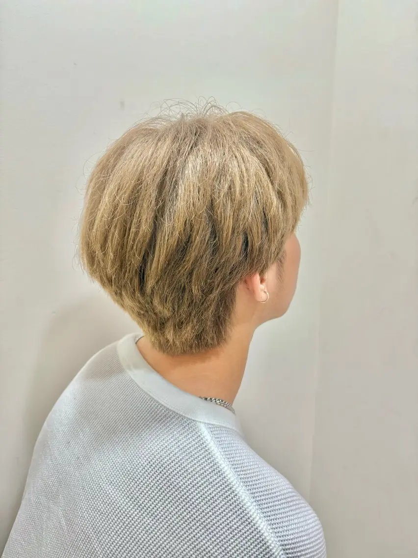 メンズ メンズブリーチ マッシュ ヘアカラー のぐち ゆうなのヘアスタイル
