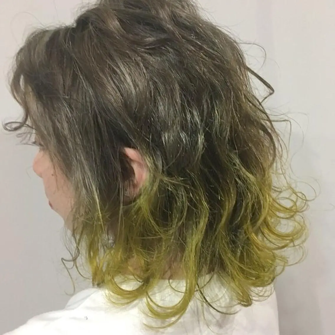 ミディアム カラー グラデーションカラー イエローカラー メンズパーマ/新潟駅 NOBUTA🔥のヘアスタイル