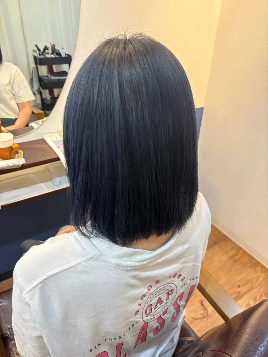 ミディアム ヘアカラー 平田 渚唯のヘアスタイル