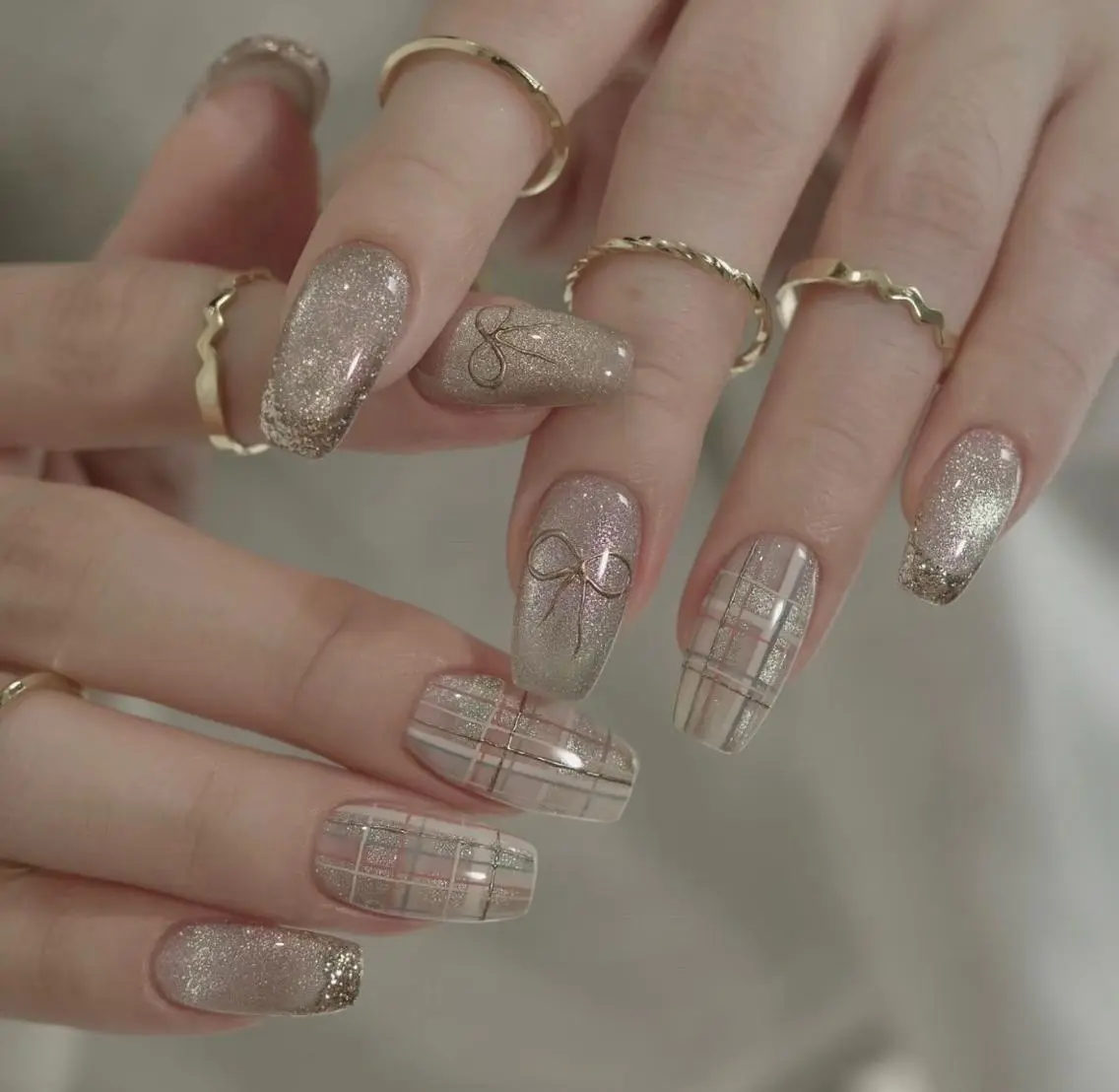 ネイル ハンドネイル 🎀 Ayaka_nailのネイルデザイン