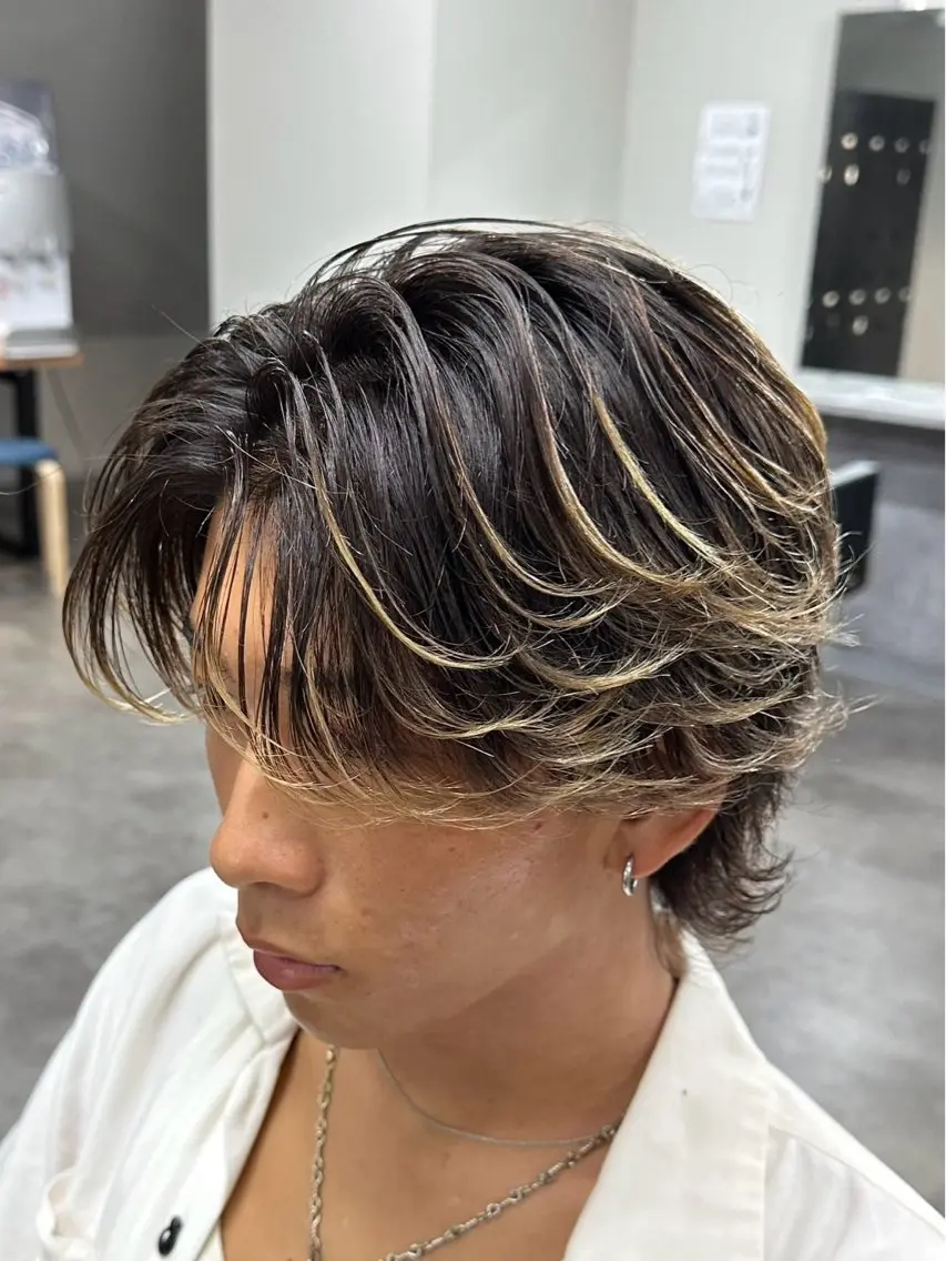 パーマ メンズ ハイトーンカラー りゅうたのヘアスタイル