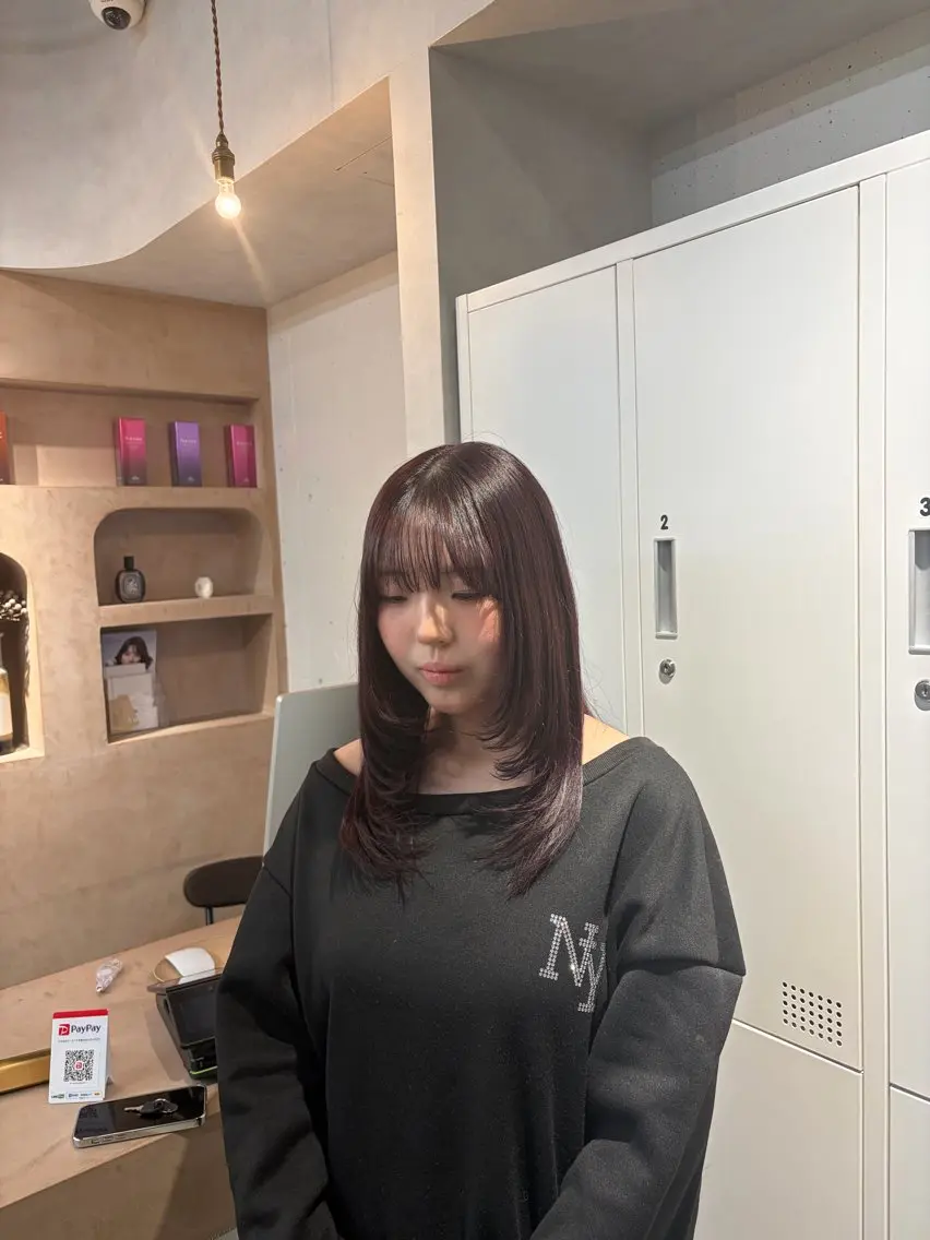 セミロング 顔まわりレイヤー 顔周りカット レイヤーカット ひなた-YUCCA- elua⭐️のヘアスタイル