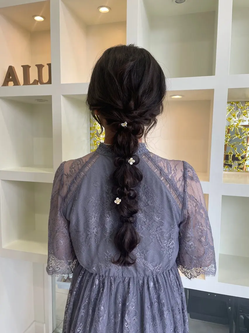 ロング ヘアアレンジ マキノ キョウカのヘアスタイル