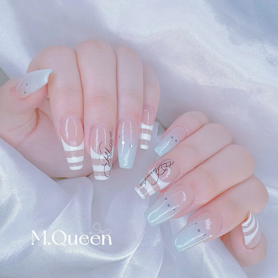 ネイル MQueen ネイルサロンのネイルデザイン