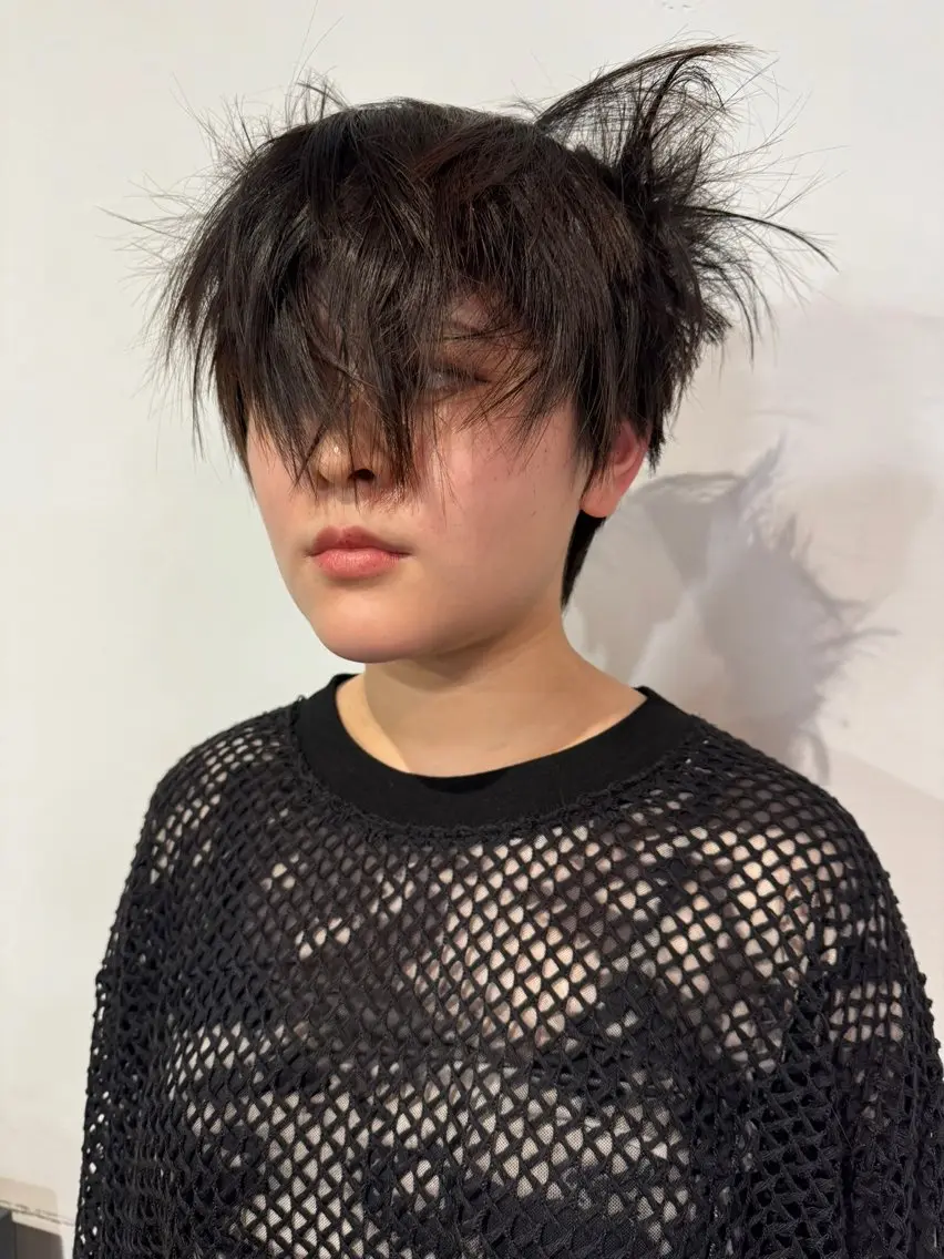 ショート オサナイ ユウタのヘアスタイル