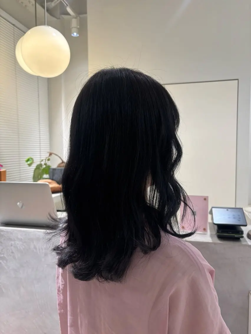 カラー ヘアカラー 立川 琳央奈のヘアスタイル