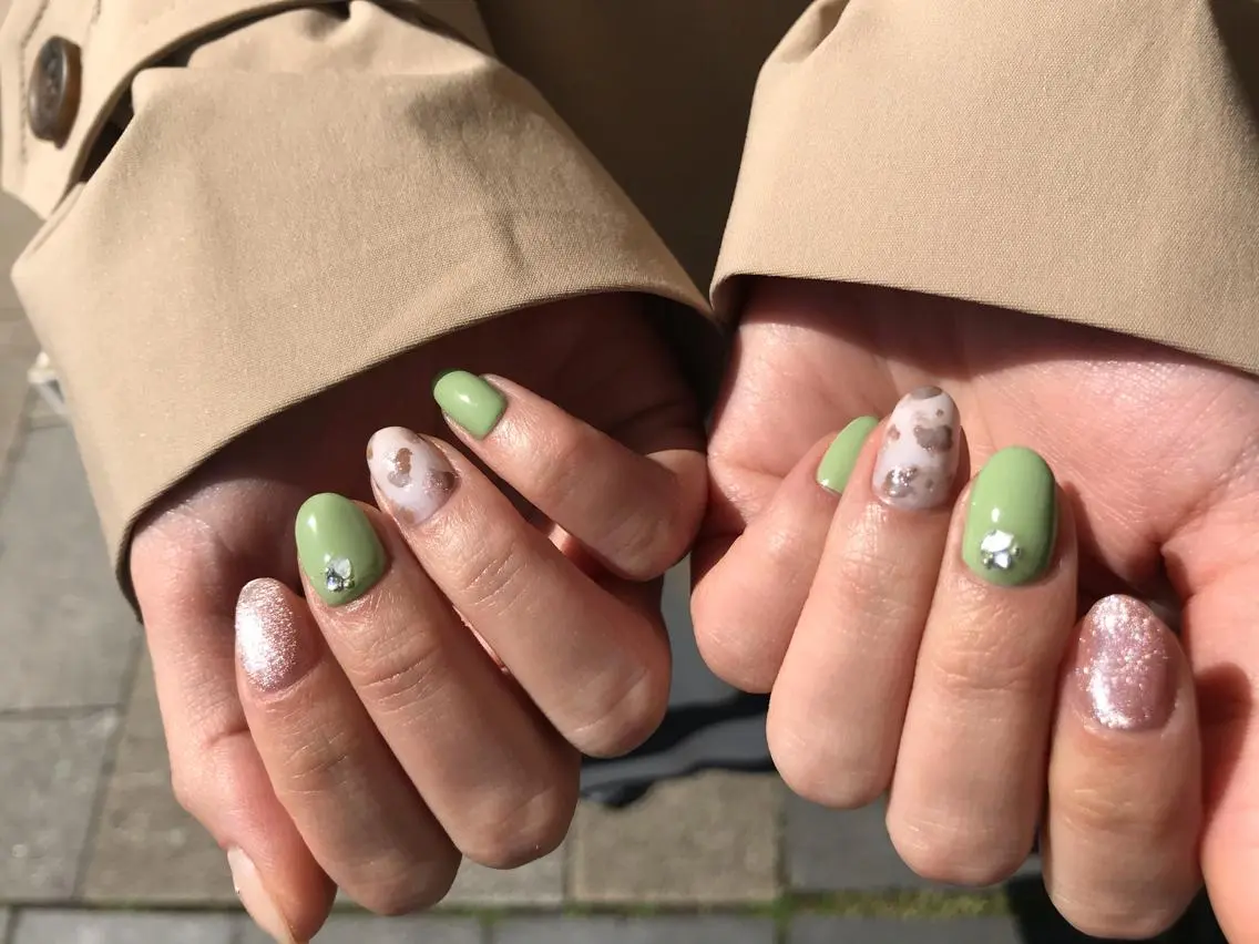 ネイル emunail あやかのネイルデザイン