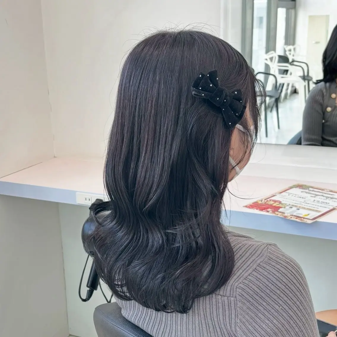 セミロング カラー ヘアカラー 💎トレンドカラー 💎桃羽のヘアスタイル