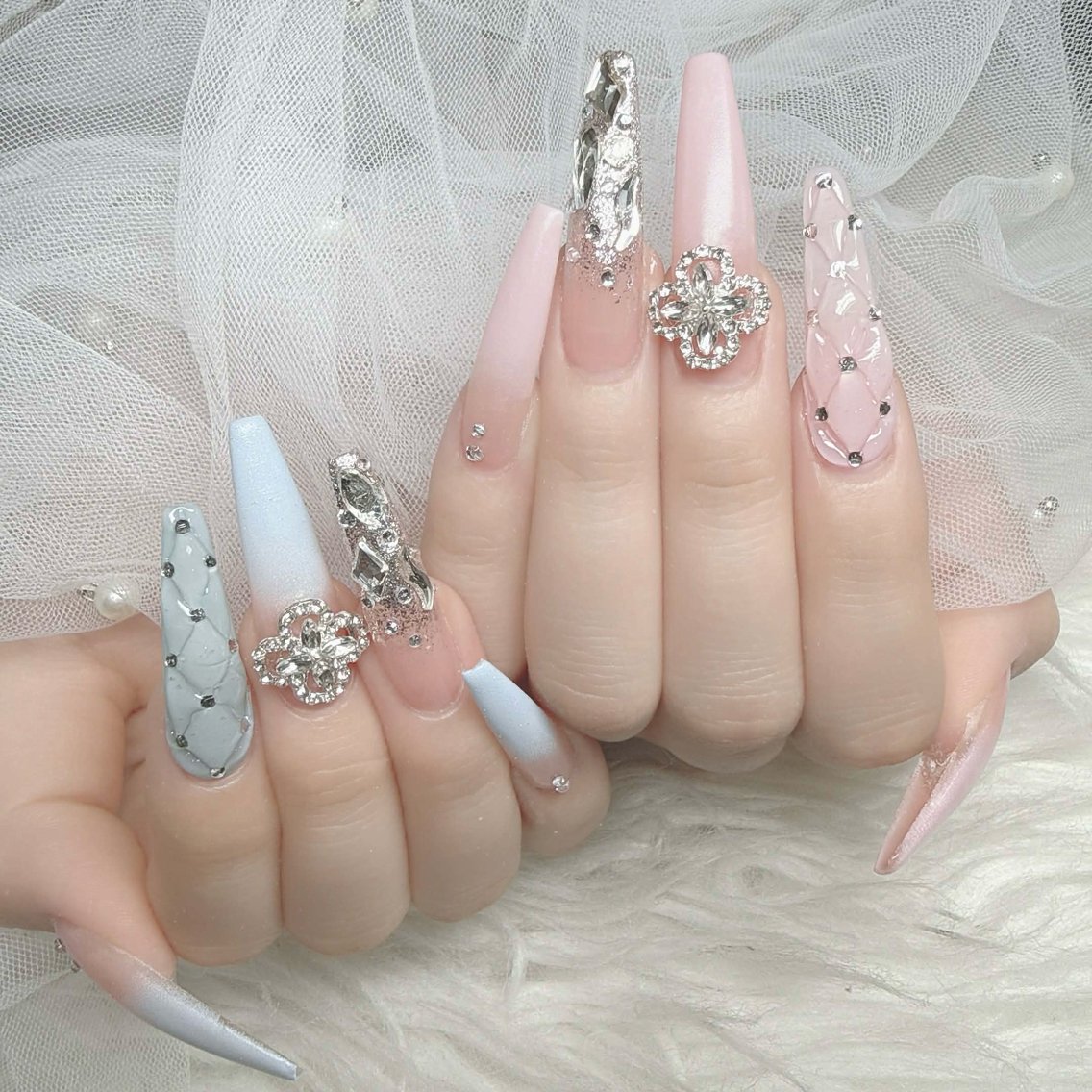 ネイル フットネイル フレンチネイル グラデーション 韓国ネイル ロングネイル ハンドネイル HOT Nail Salonのネイルデザイン