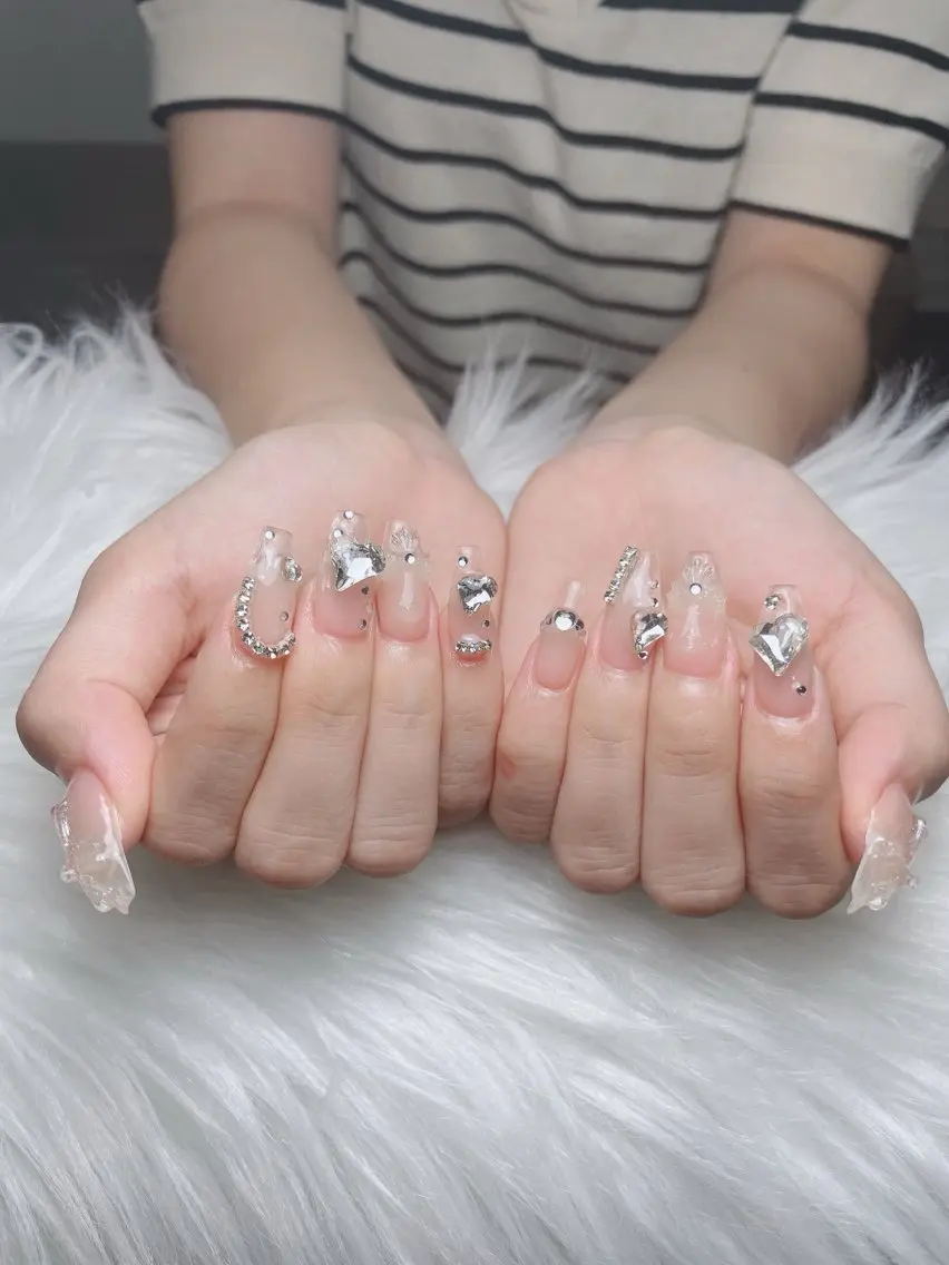 ネイル ハート 韓国ネイル 春ネイル 夏ネイル バレンタイン Sora nail 長さ出し専門店のネイルデザイン