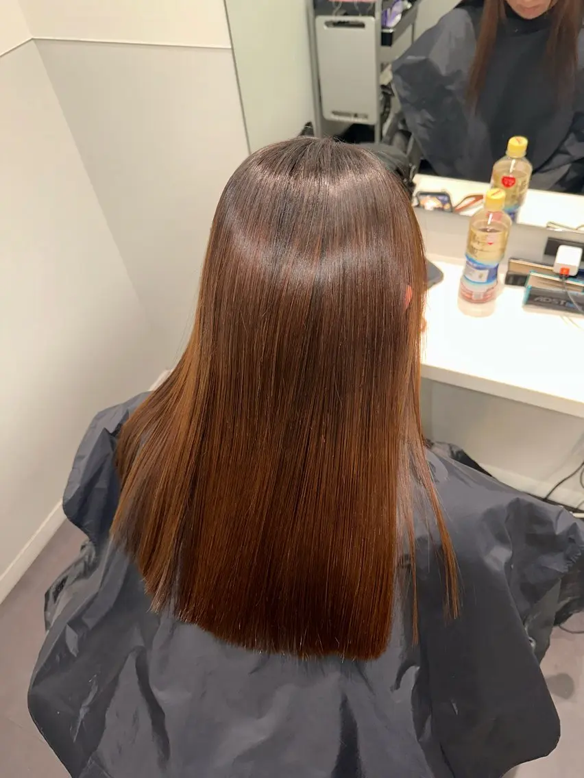 セミロング 美髪特化✨ 伊織✨縮毛矯正✨のヘアスタイル