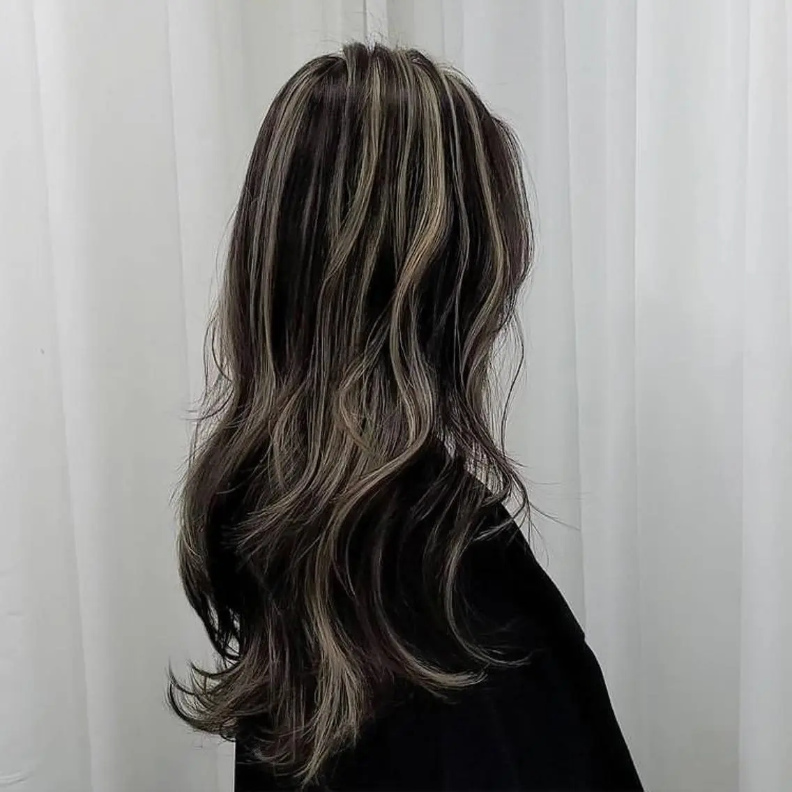 カラー ハイライトカラー 大江 海斗のヘアスタイル