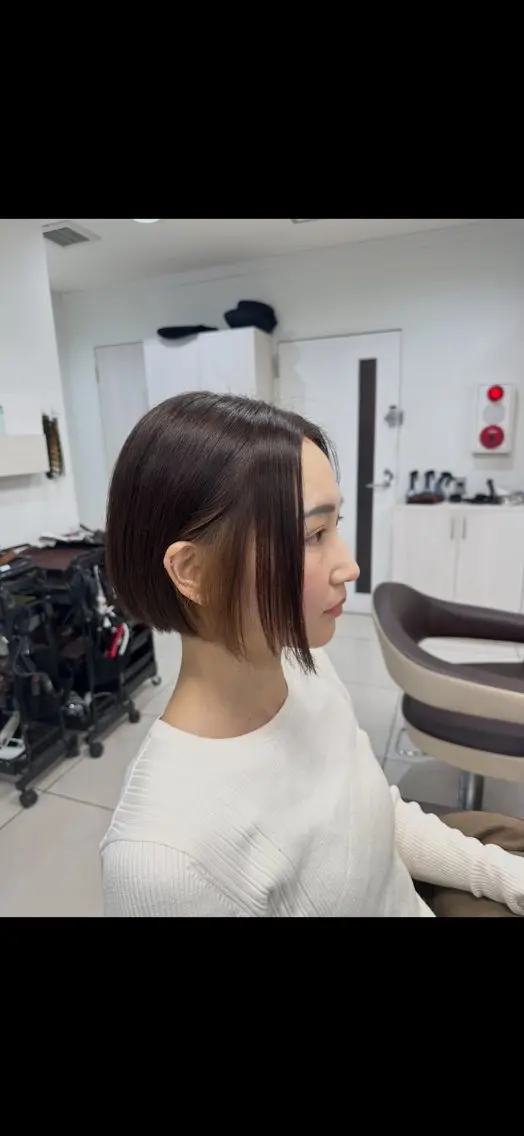ミディアム カラー イルミナカラー ボブ カット ヘアカラー トリートメント 炭木 一也のヘアスタイル