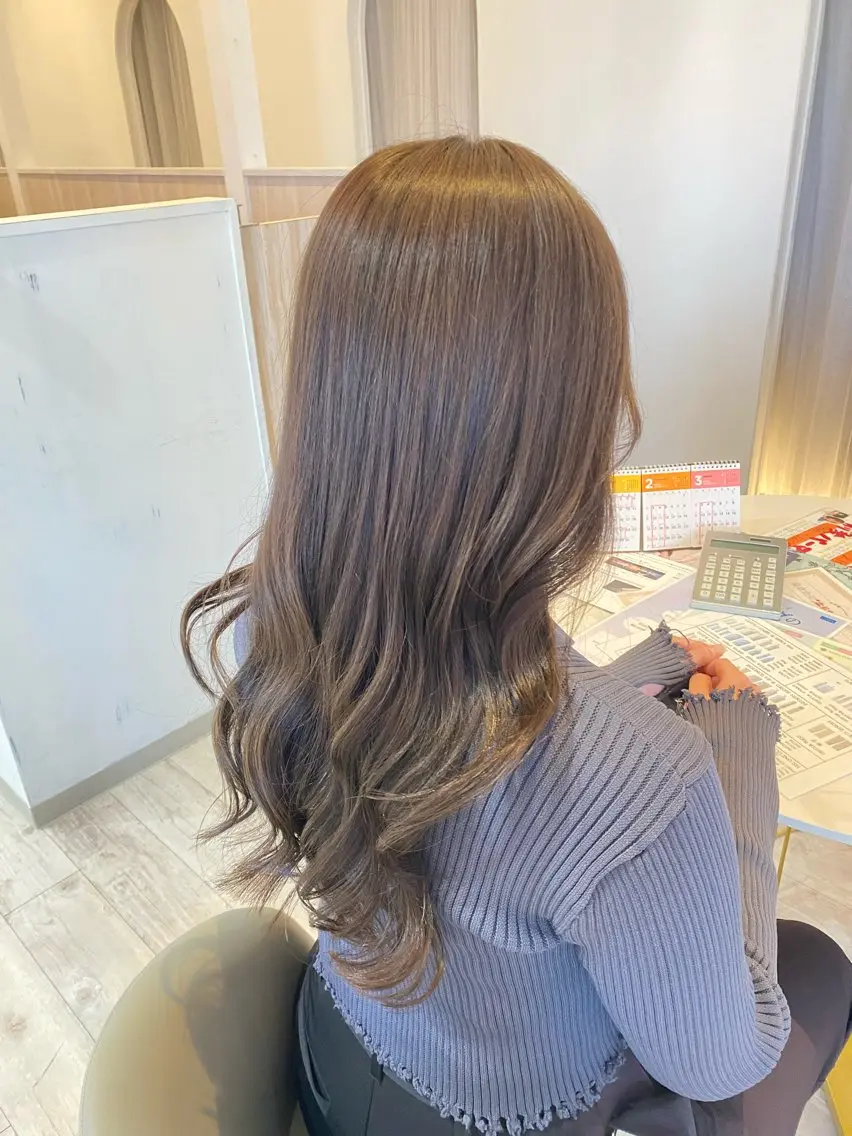 ロング かまだ しおりのヘアスタイル