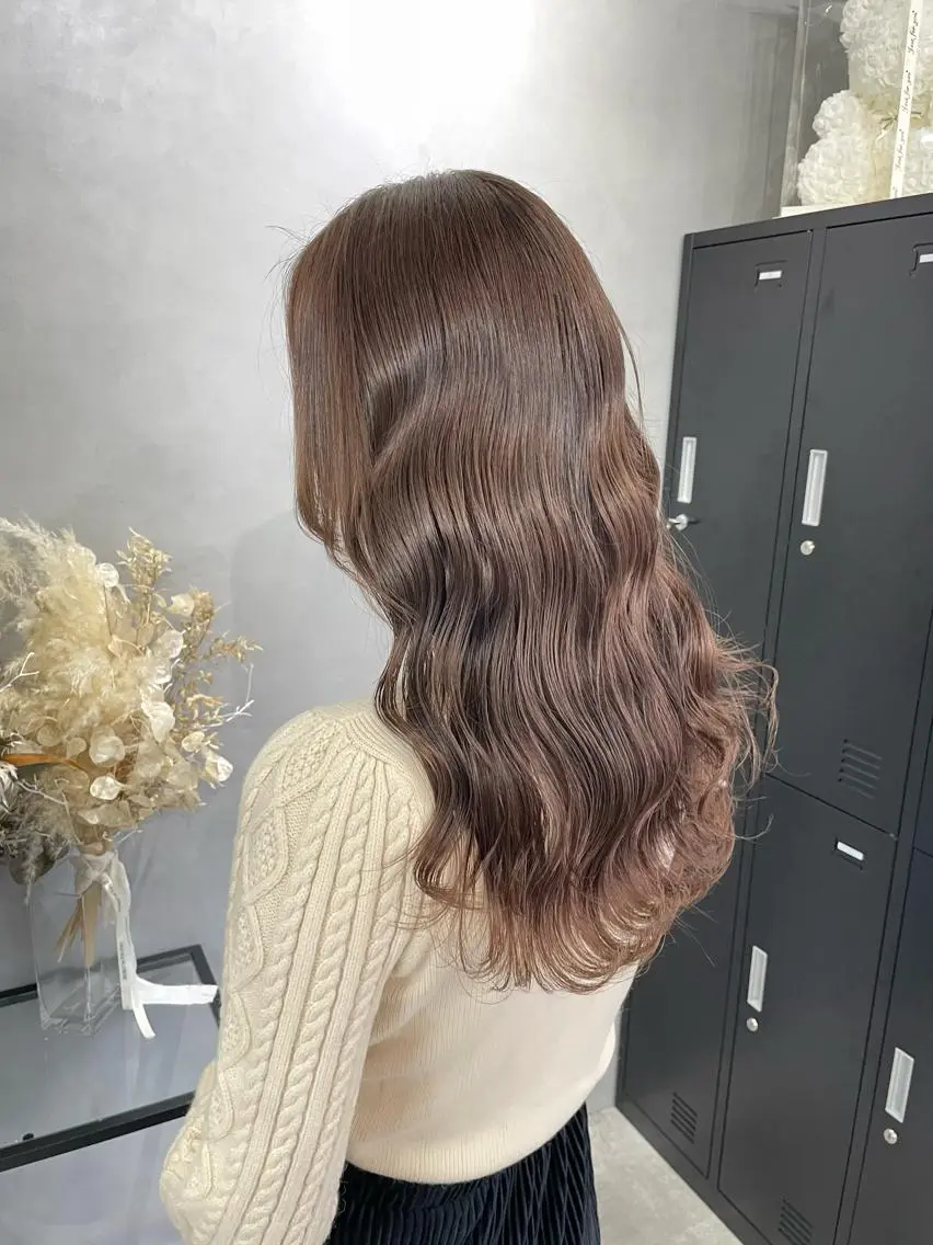艶カラー＋最高級5ステップトリートメント（アイロントリートメント付き）の写真