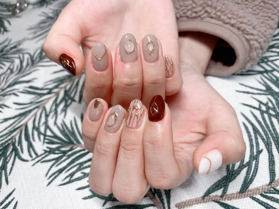 ネイル 長さ出し ジェルネイル キラキラネイル 大理石ネイル(マーブル) ニュアンスネイル Morpho nailのネイルデザイン