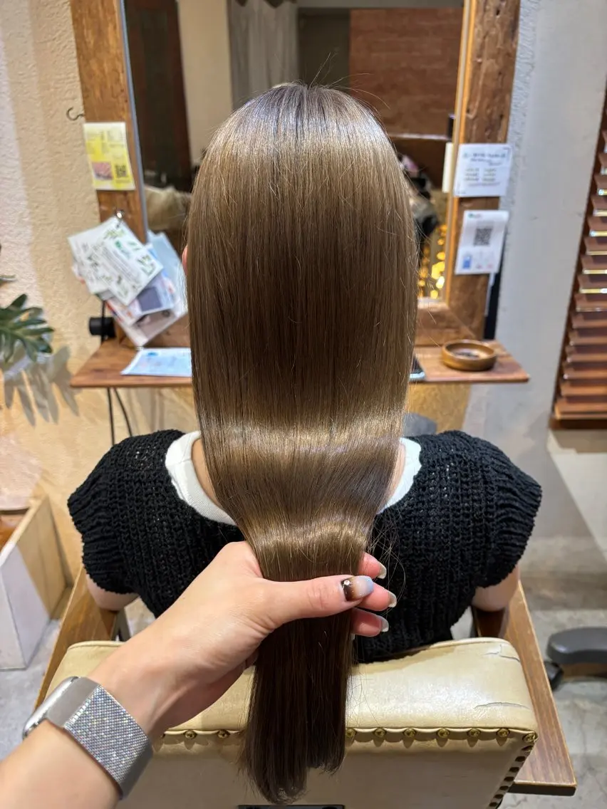 ロング カラー ヘアカラー 道添 怜奈のヘアスタイル
