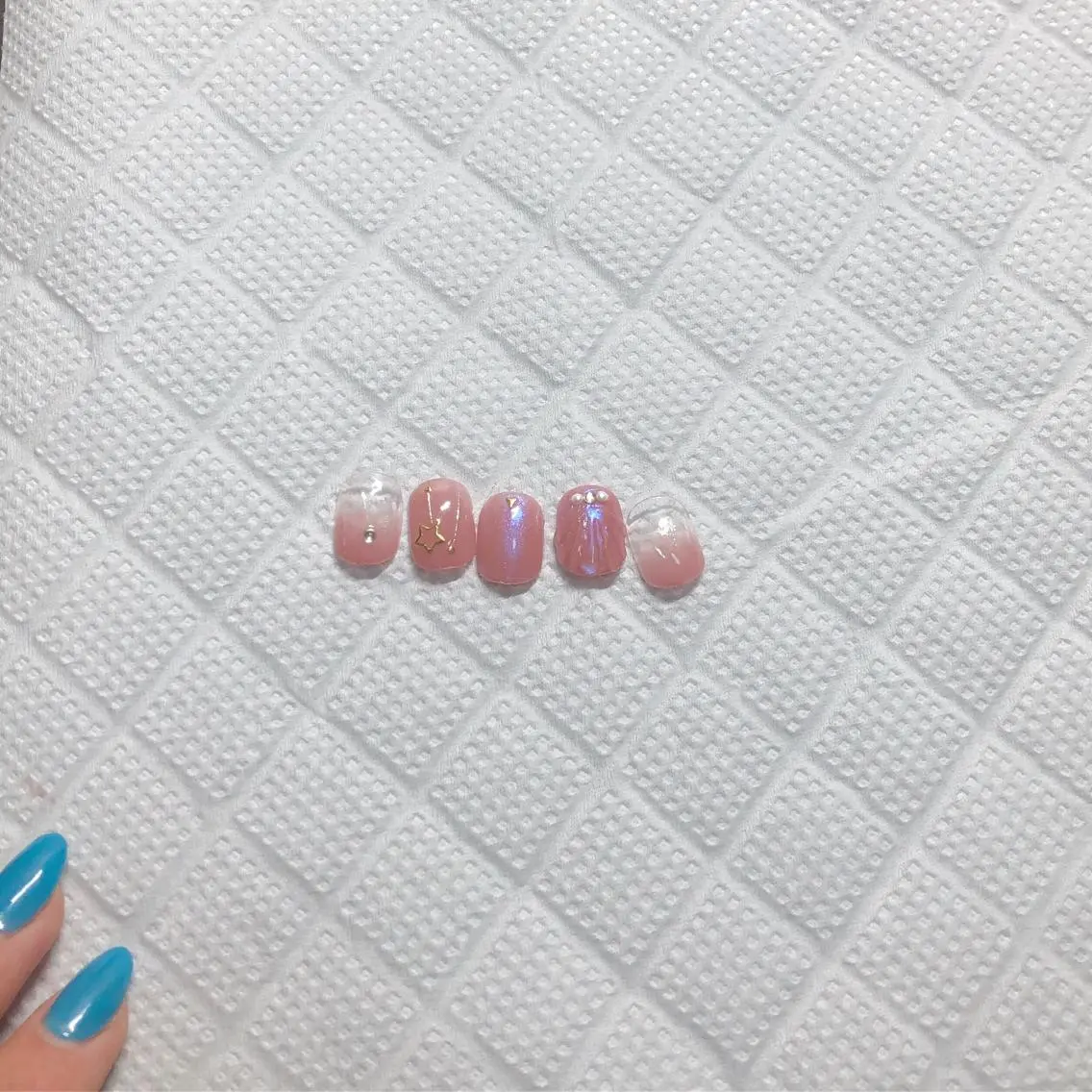 ネイル I pinknail 韓国風·持ち込み専門のネイルデザイン