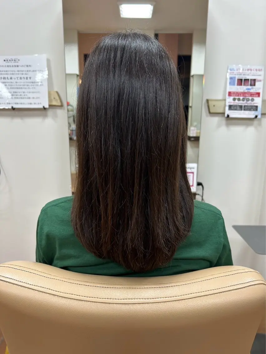 ロング 太田 まなのヘアスタイル