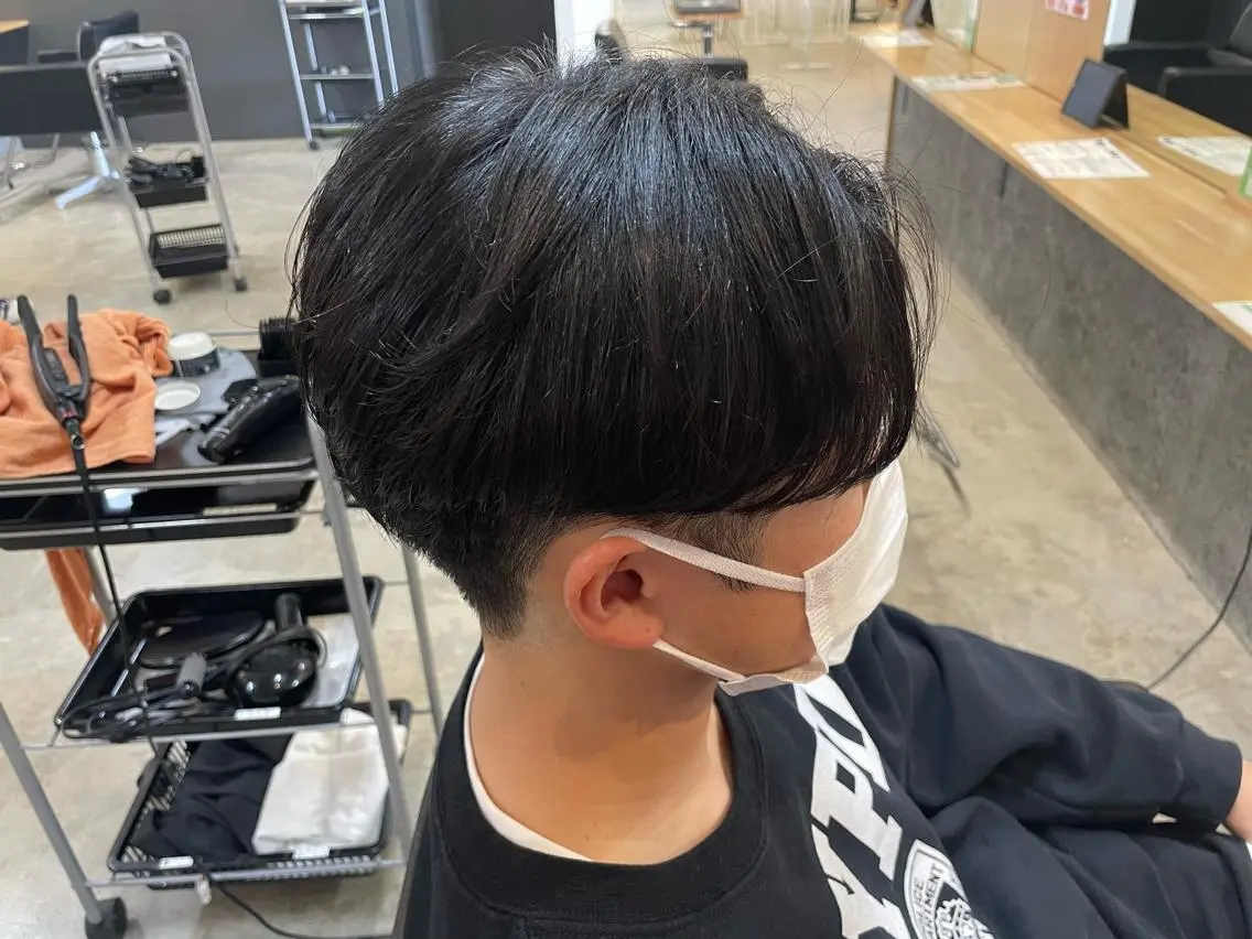 ショート パーマ メンズ メンズパーマ ニュアンスパーマ 三田 真穂のヘアスタイル