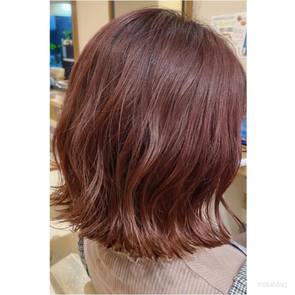 ミディアム カラー ベージュカラー ピンクカラー ピンクベージュ カット ヘアカラー 岩間 香純のヘアスタイル