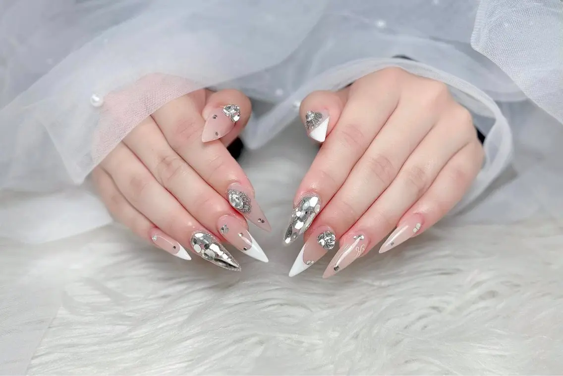 ネイル アートネイル ジェルネイル グリーン 韓国ネイル ロングネイル ハンドネイル ハンドケア Nova Nailのネイルデザイン