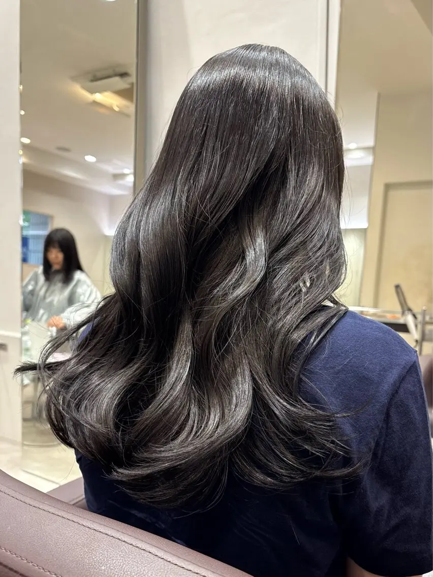 ロング カラー アッシュ 透明感カラー ダークアッシュ カット ヘアカラー トリートメント 艶カラー/レイヤー /atsumi🪷のヘアスタイル