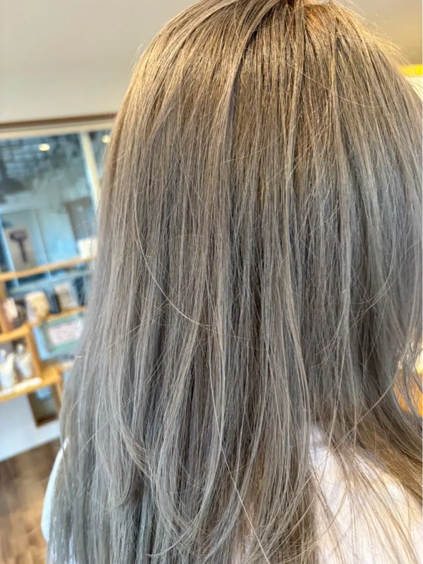 カラー ヘアカラー タガミ リンカのヘアスタイル