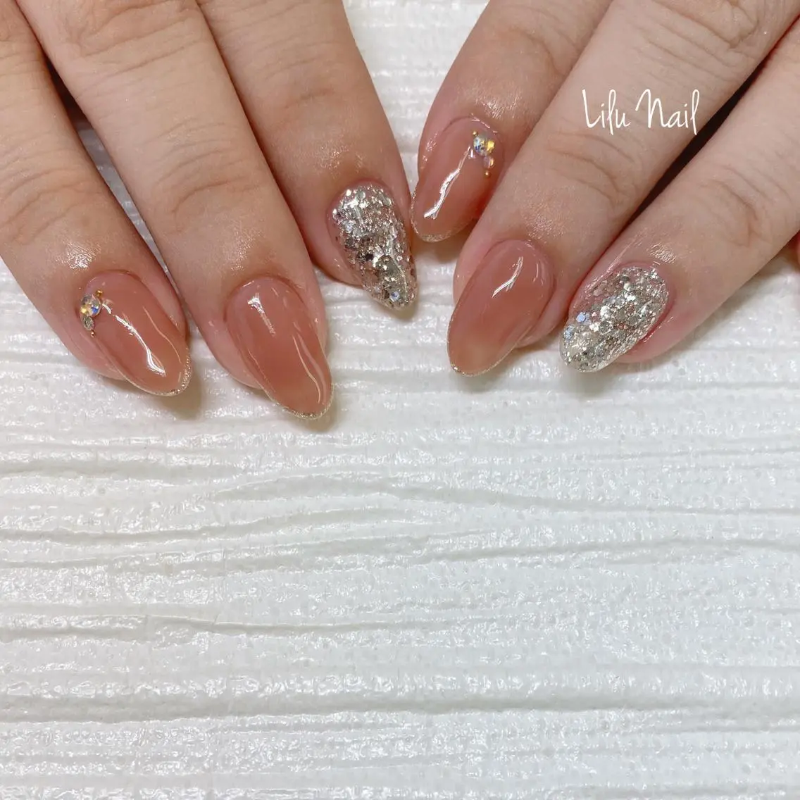 ネイル オフィスネイル シンプルネイル モチの良さ◉ フィルインネイル♡のネイルデザイン