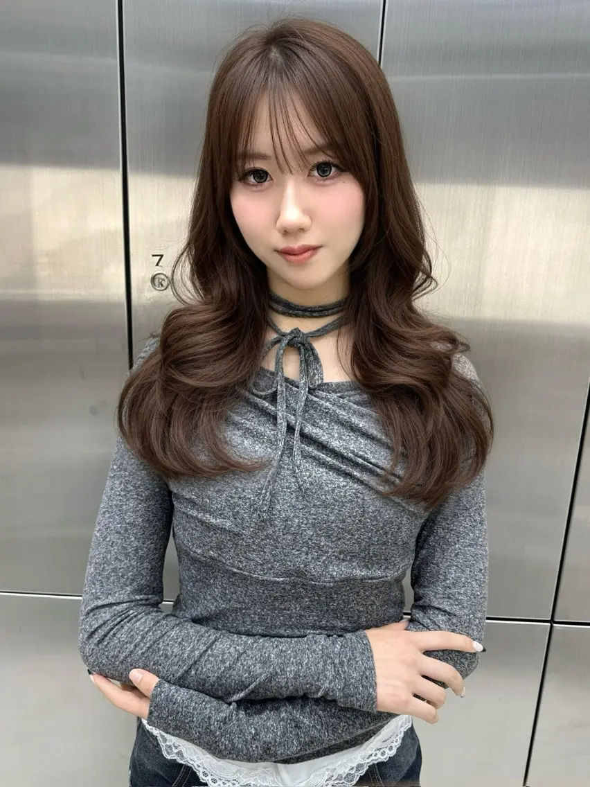 ミディアム カラー カット ヘアカラー トリートメント 木屋元一/縮毛矯正 /前髪/レイヤーのヘアスタイル