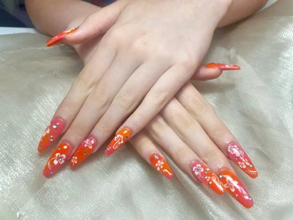 ネイル 持ち込み ハンドネイル ハンドケア L. Nailのネイルデザイン