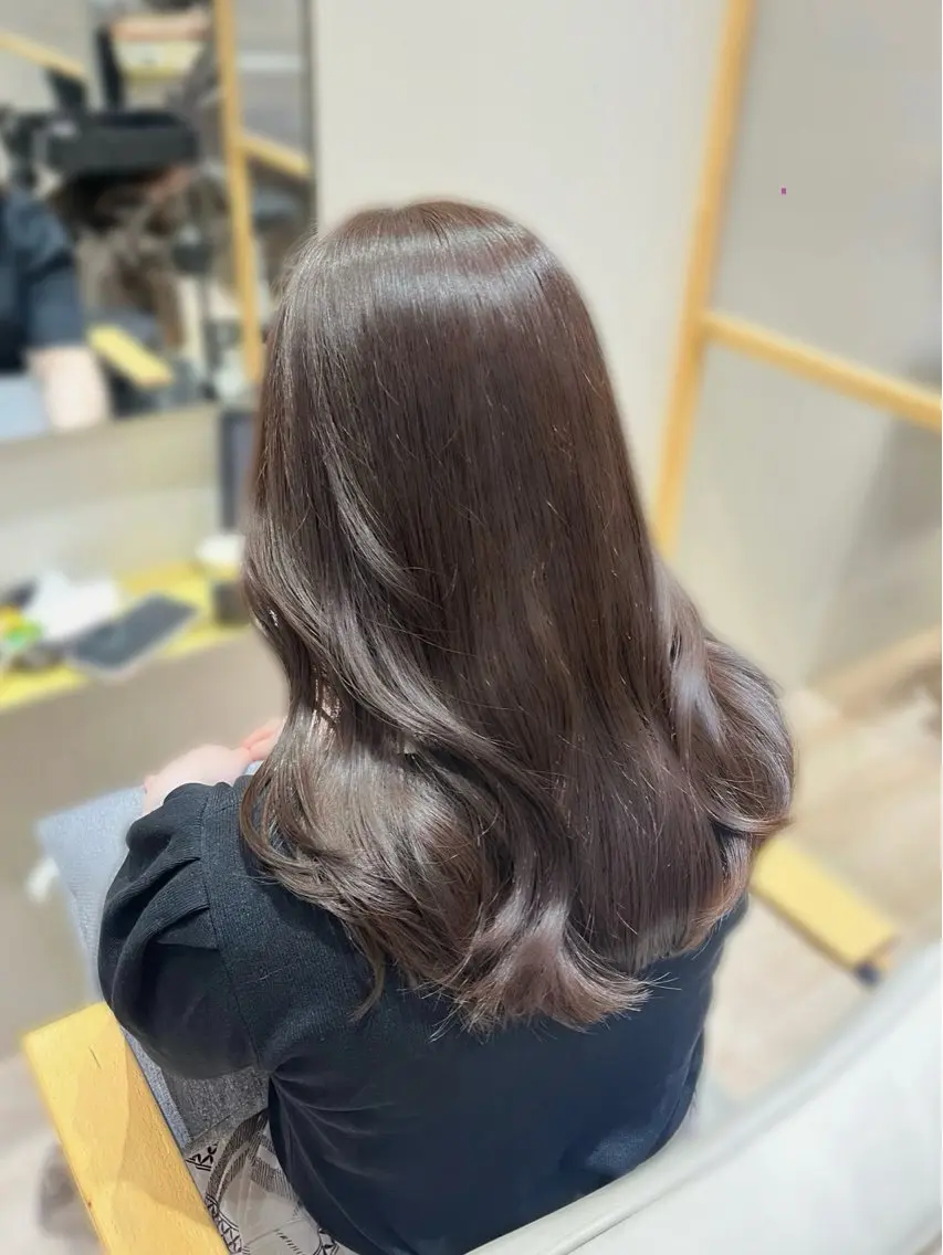 セミロング カラー ヘアアレンジ グレージュ hazuki🐈⬛ 透明感カラーのヘアスタイル