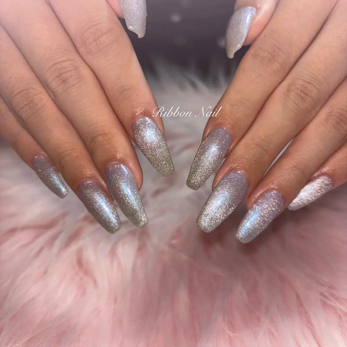 ネイル 水色 Nail Ambra 小山のネイルデザイン