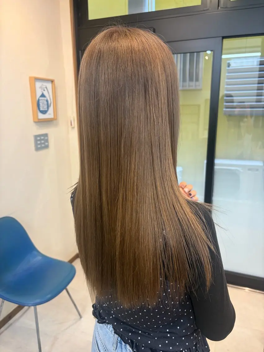 ロング カラー ヘアカラー 杉浦 愛華のヘアスタイル