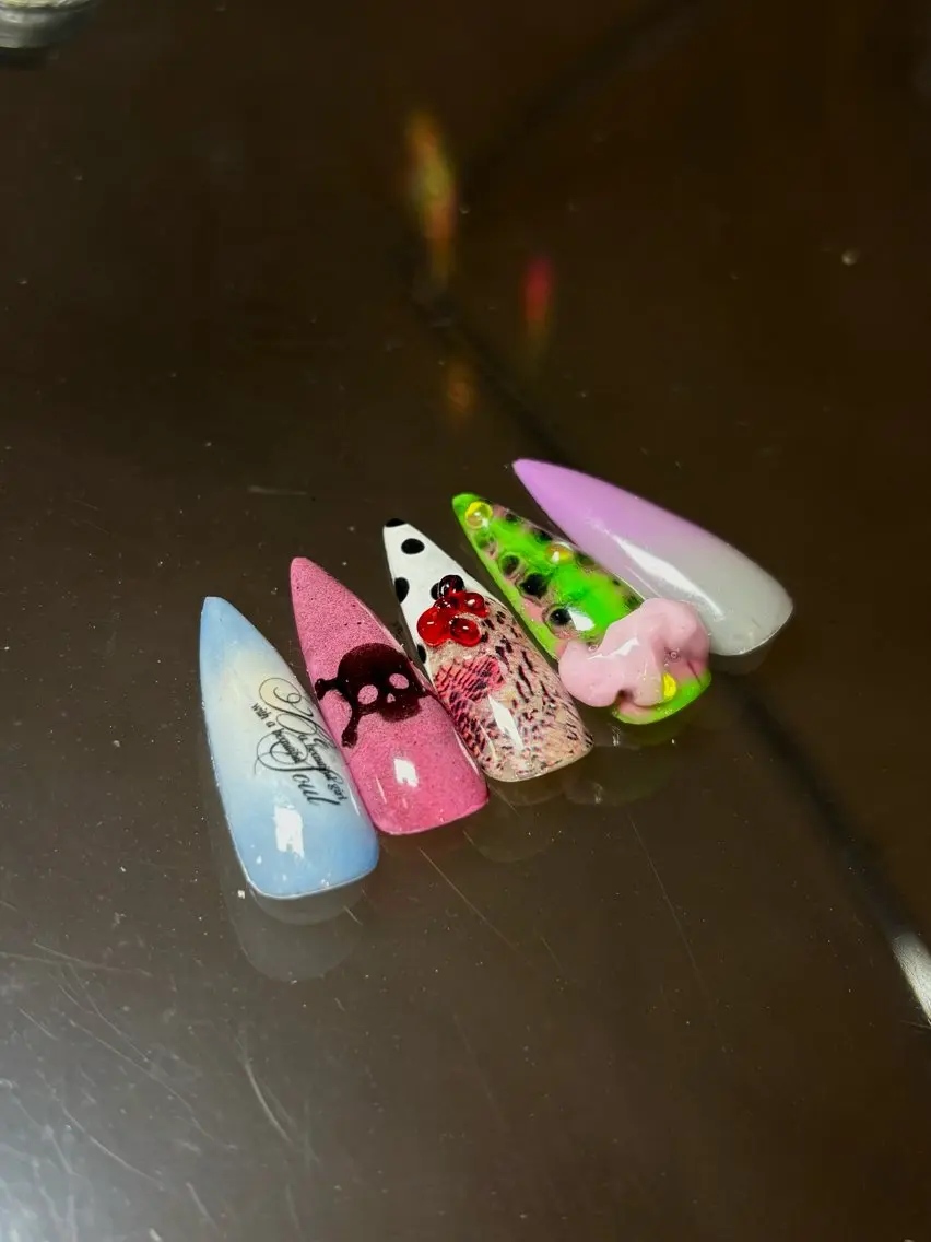 ネイル ハンドネイル lao nailsのネイルデザイン