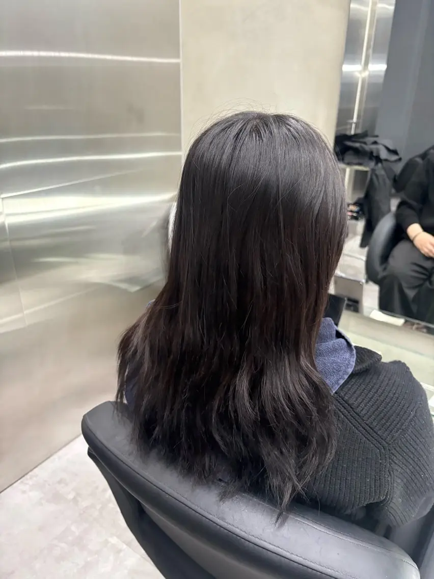 ミディアム カラー あゆな 広島美容院のヘアスタイル